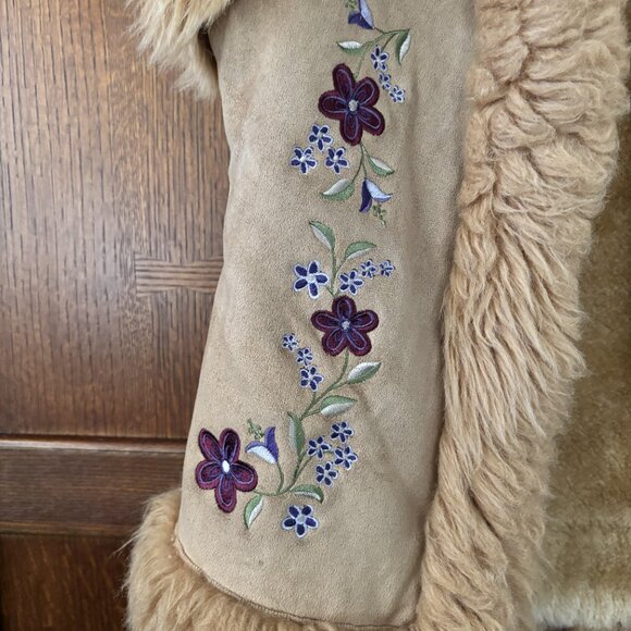 Girls Size 10 Warm Winter Vest - Picture 3 of 5